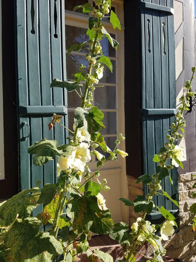Ferienwohnung Le Vieux Pre De La Motte Villers-sur-Mer Exterior foto