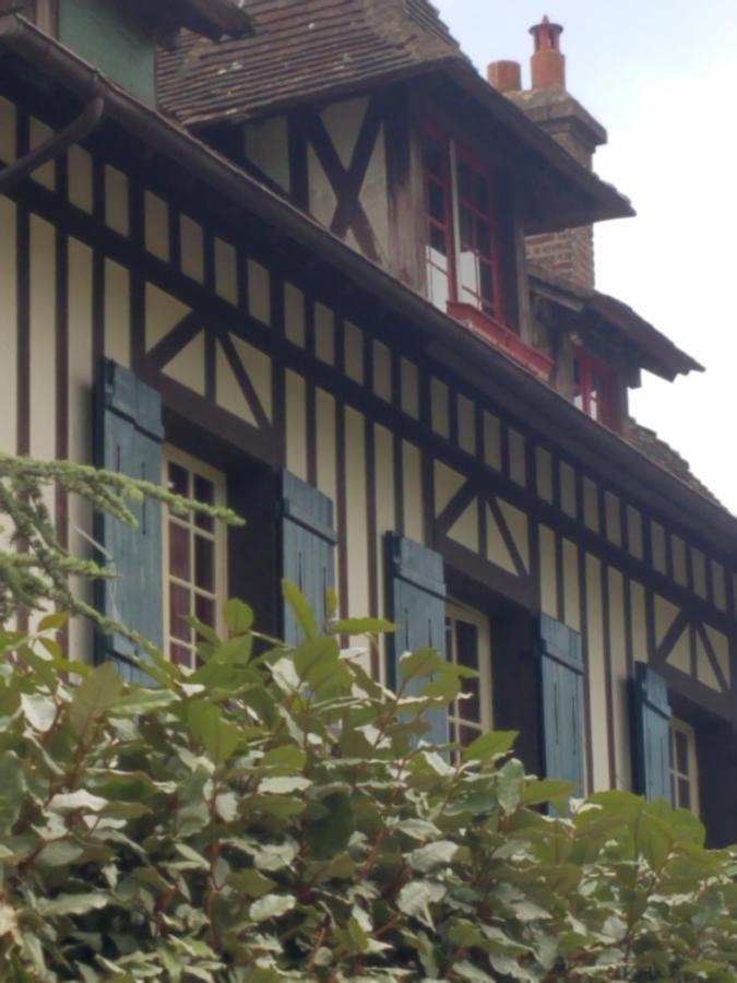 Ferienwohnung Le Vieux Pre De La Motte Villers-sur-Mer Exterior foto