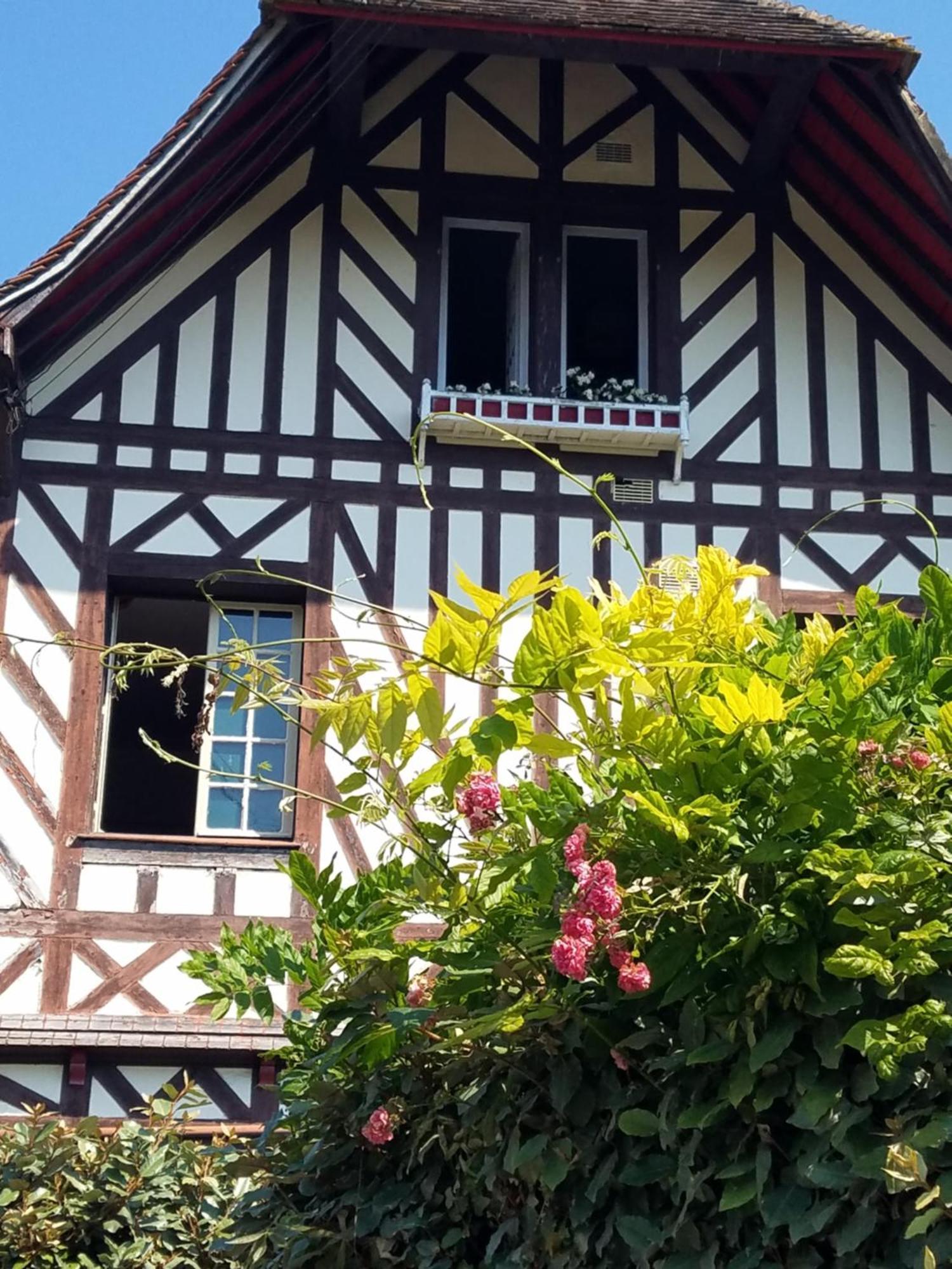 Ferienwohnung Le Vieux Pre De La Motte Villers-sur-Mer Exterior foto